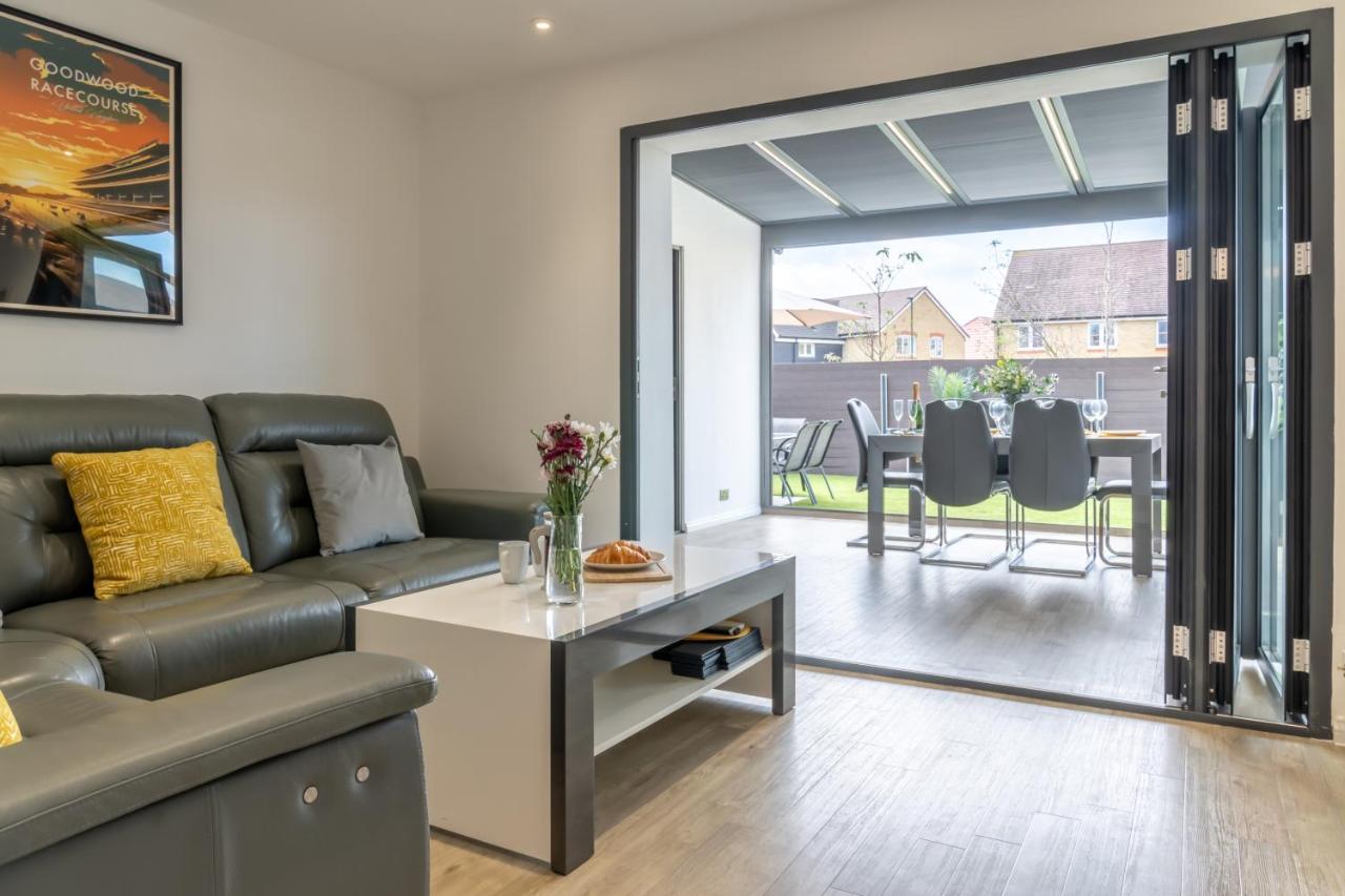 Holiday home Cinema House Near Witterings And Goodwood Estate *