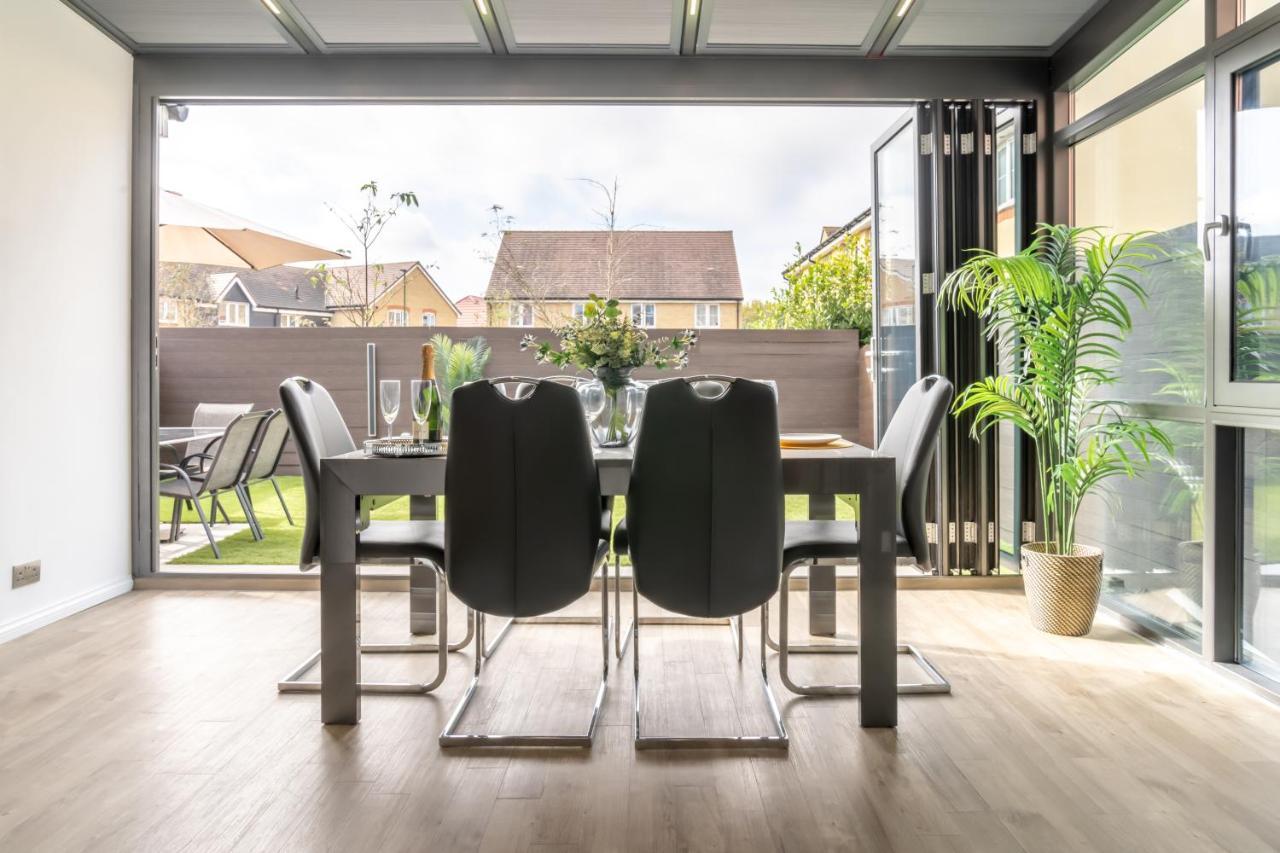 Cinema House Near Witterings And Goodwood Estate Holiday home *